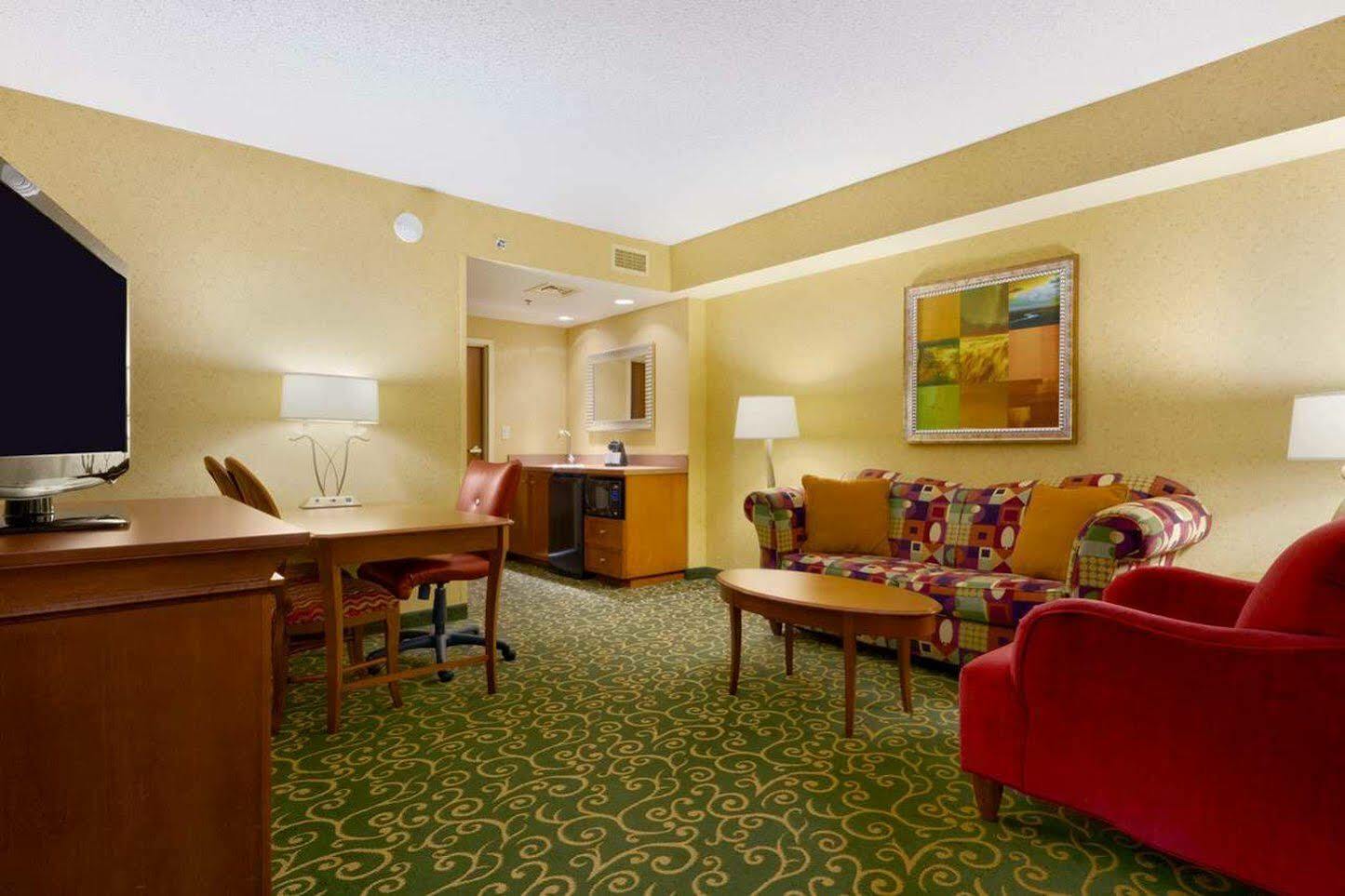 Embassy Suites By Hilton Saint Louis Saint Charles מראה חיצוני תמונה